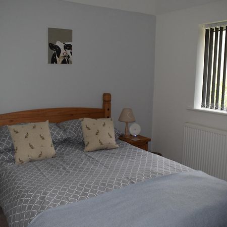 Upper Wood End Farm Holiday Cottages Marston Moreteyne Экстерьер фото