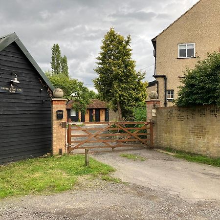 Upper Wood End Farm Holiday Cottages Marston Moreteyne Экстерьер фото